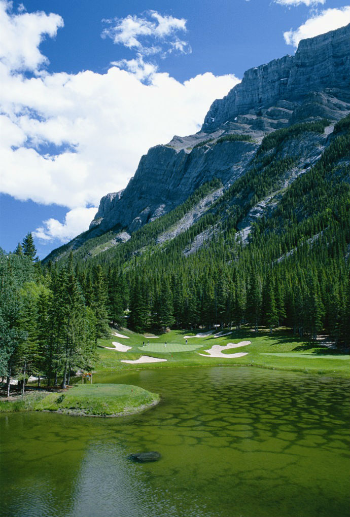 Banff Springs Golf Course, Devil's Cauldron (Image: Fairmont Banff Springs)